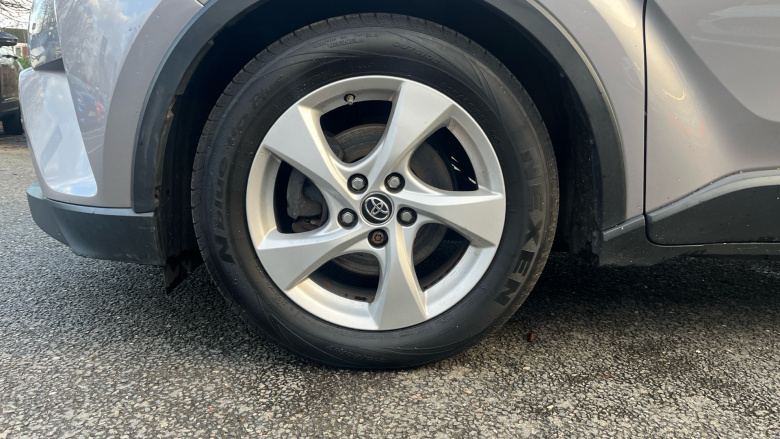 Toyota C-HR 1.8 Hybrid Icon 5dr CVT Hybrid Hatchback